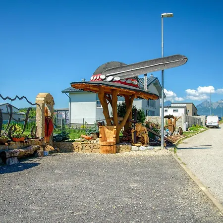 Проживание в семье Vela Maly Slavkov