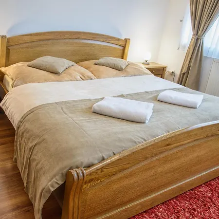 Vela Homestay Maly Slavkov